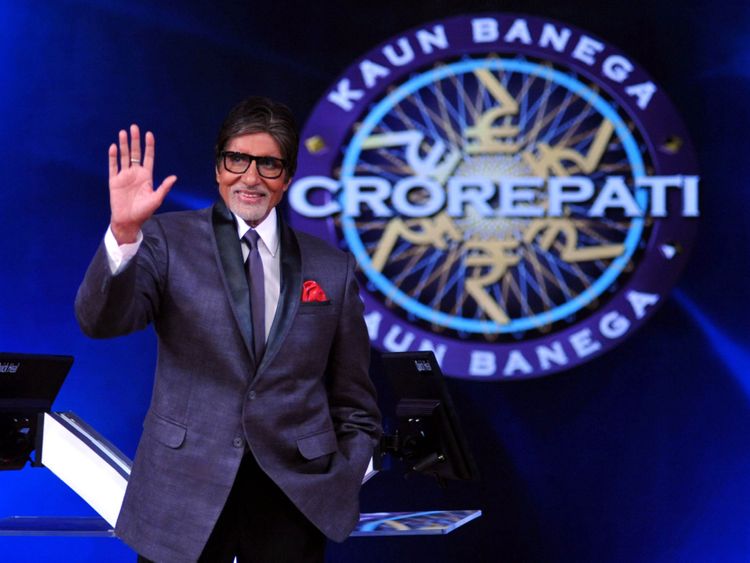 Amitabh gets stitched pathani suit from 'KBC 15' contestant: 'Will post  photo on social media' | Suits, Social media, Amitabh bachchan