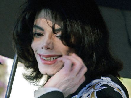 tab_Leaving_Neverland__Michael_Jackson_Documentary_2-1556001588707