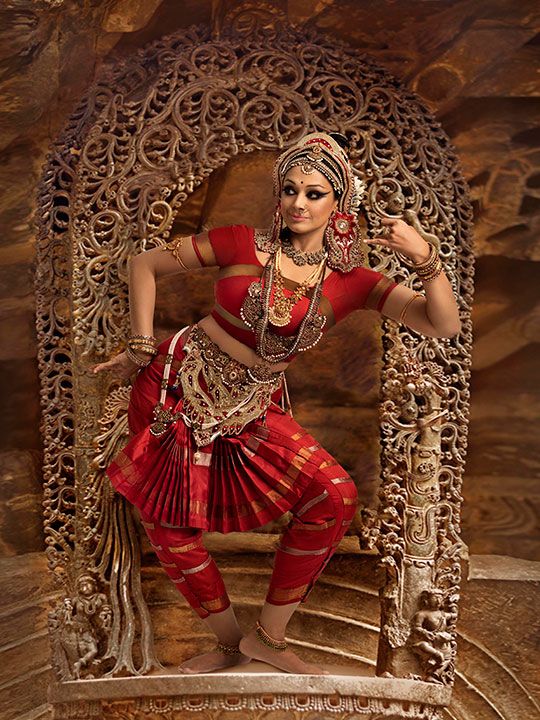 Shobhana dance inspiration | Bharatanatyam poses, Indian classical dance,  Dance of india