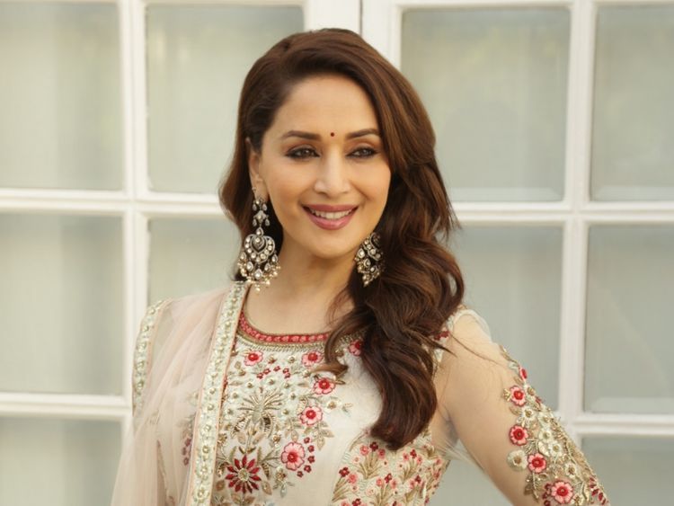 madhuri dixit to host international dance day contest