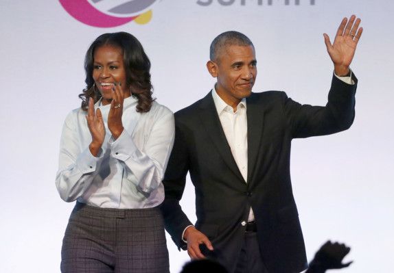 tab_Michelle_and_Barack_Obama-1556692059665