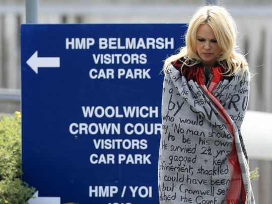 tab Pamela Anderson outside prison-1557298828105