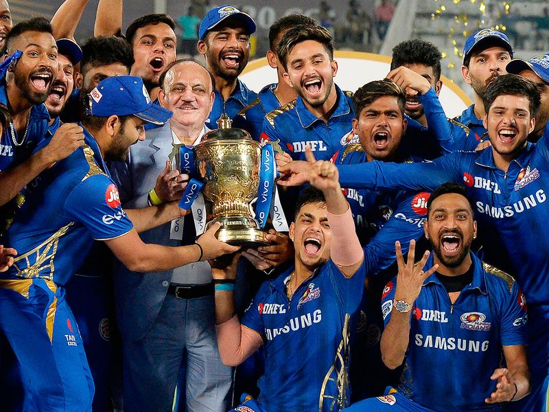 Mumbai Indians players celebrate