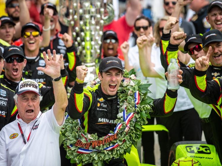 Indianapolis 500 Simon Pagenaud Holds Off Rossi To Win Title - 