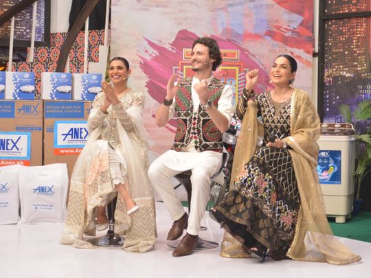 Amna Ilyas, Osman Khalid Butt and Meera promoting their film BAAJI on a TV show-1559549638912