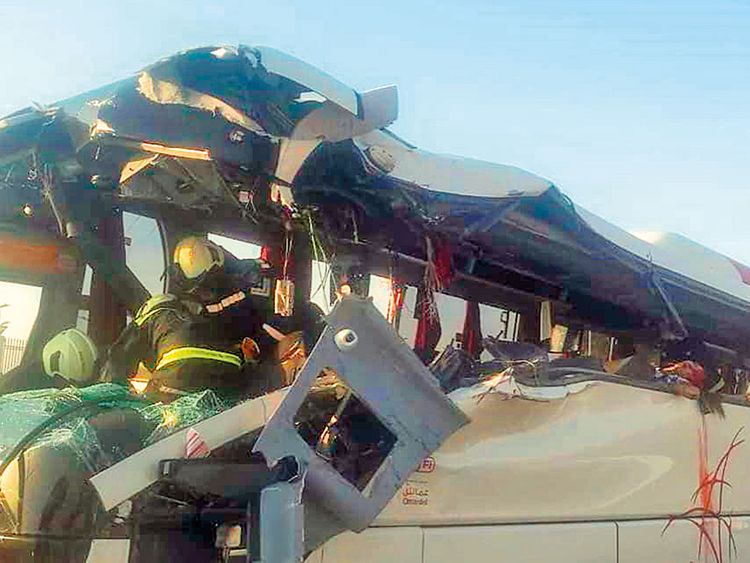 june dubai in package 17 die bus Families crash broken Dubai after in