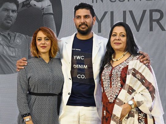 Yuvraj Singh with his mother Shabnam and wife Hazel Keech