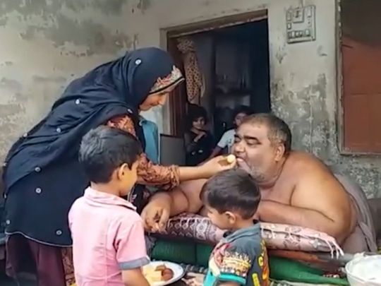 The heaviest man of Pakistan weighs over 330kg