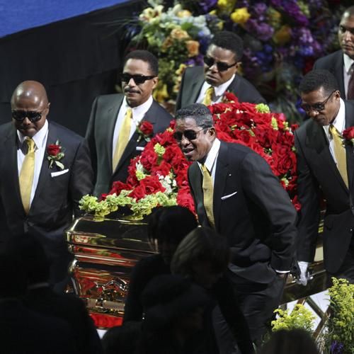 Jackson's death certificate leaves cause unknown | Americas – Gulf News