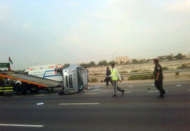 Accident On Abu Dhabi - Dubai Highway | Uae – Gulf News