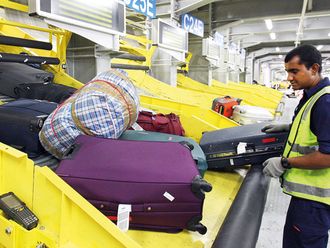 emirates hand baggage allowance from south africa