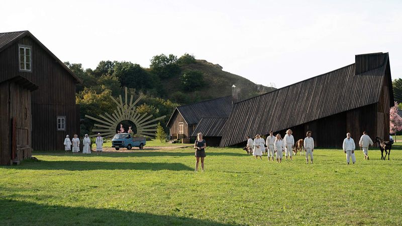 Florence Pugh Brings The Chills In Horror Film Midsommar