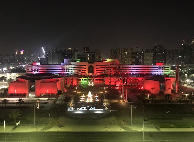 Abu Dhabi in colours for China