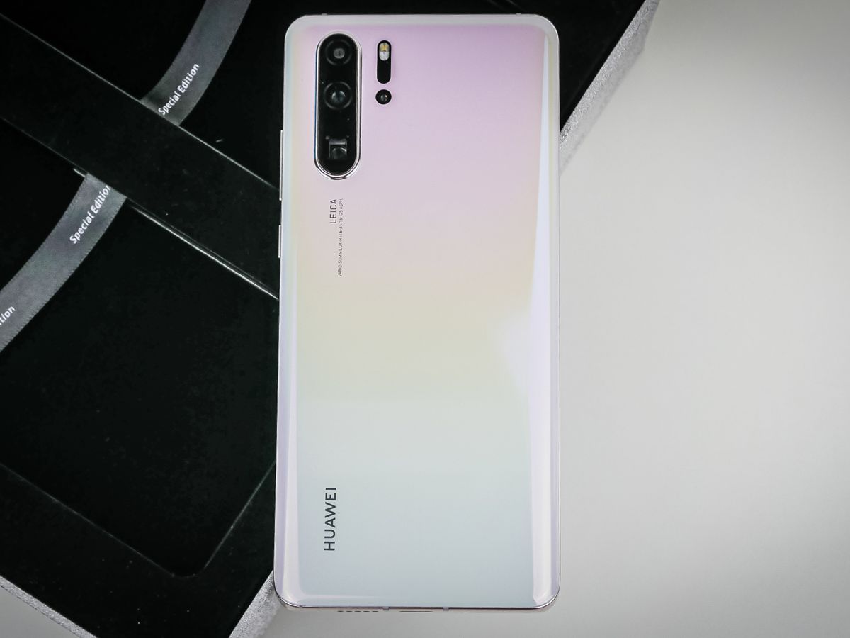 Huawei P30 Pro Pearl White 3