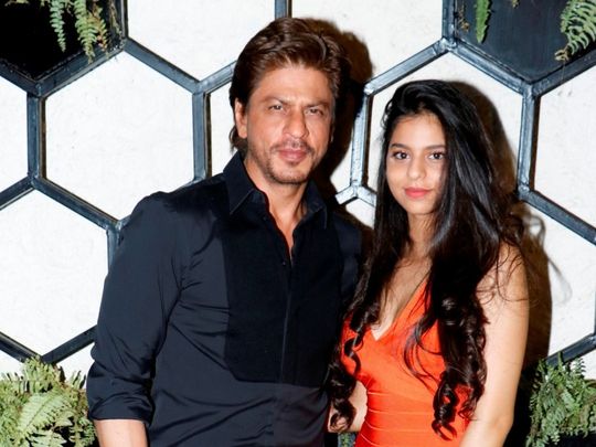 Shah Rukh Khan shares wisdom with daughter Suhana ahead of Bollywood debut