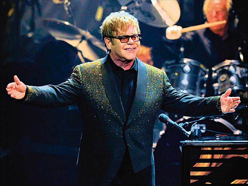 Элтон Джон. Элтон Джон Вегас. Elton John Live 2002. Элтон Джон лучшие песни.