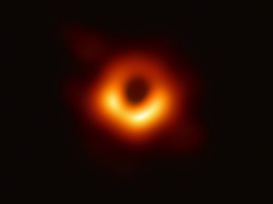 190906 Black hole