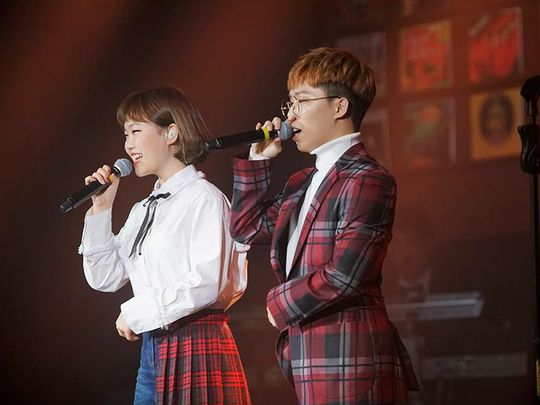 AKMU - left to right- Lee Su Hyun and Lee Chan Hyuk-1567861566730