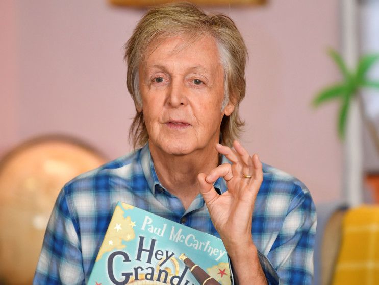Paul McCartney - Are you ready to do yoga with Grandude? ✨