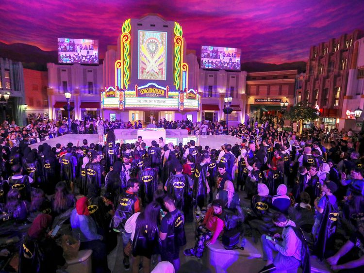 UAE Batman fans claim Guinness World Record on Batman Day | Events ...