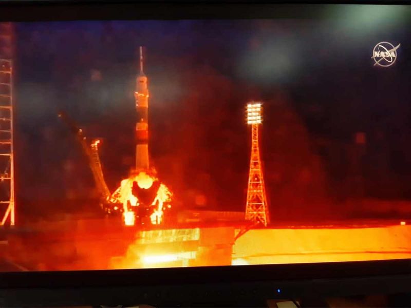 Soyuz MS-15 blasts off to space 20190926