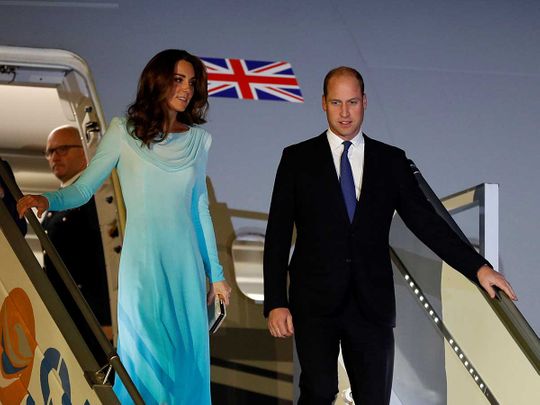 2019-10-14T170034Z_936696414_RC1B8DB9FFF0_RTRMADP_3_BRITAIN-ROYALS-PAKISTAN-(Read-Only)