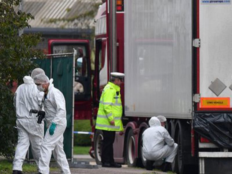 39 people found dead in a refrigerated trailer in Essex this week