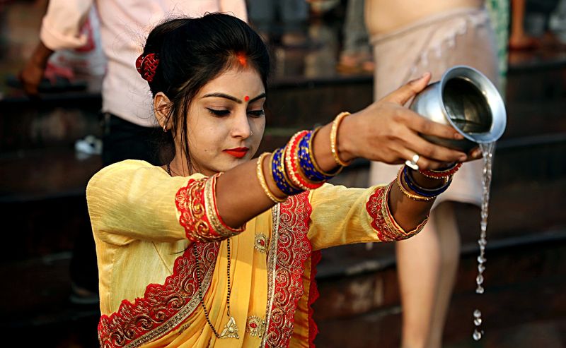 Photos Kartik Purnima Festival Observed Across India Lifestyle Photos Gulf News 7908