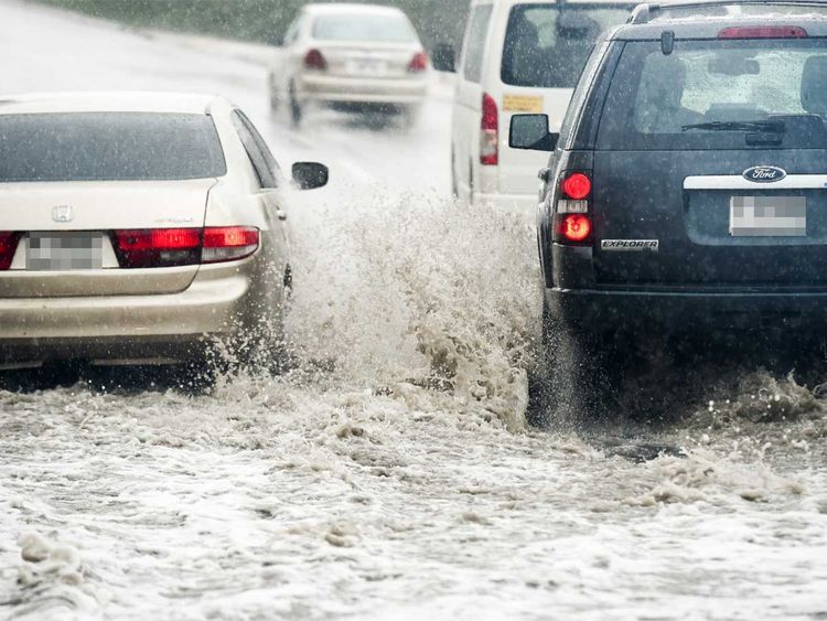 Flooding cuts Al Ittihad Road to two lanes, major tailbacks in Sharjah ...