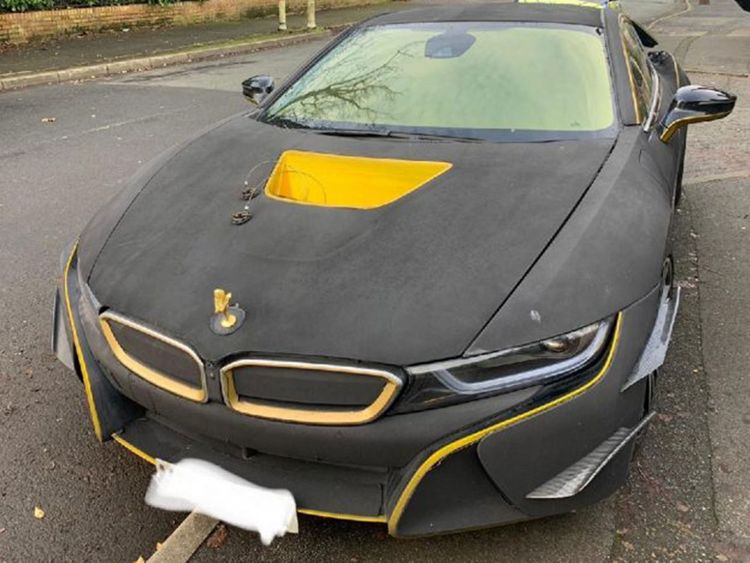 Our Poor Eyes Police Ticket Bmw I8 Wrapped In Black Velvet Auto News Gulf News