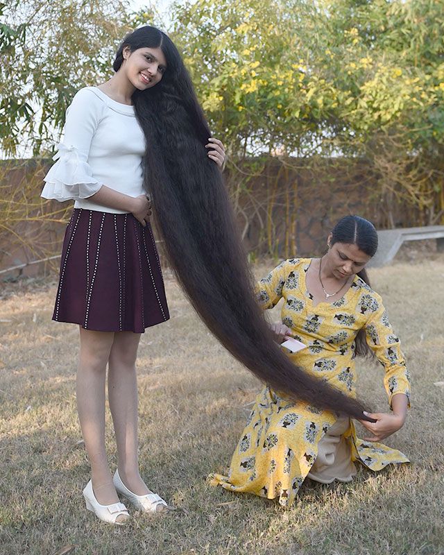 India: Meet the girl with the world's longest hair | News-photos – Gulf News