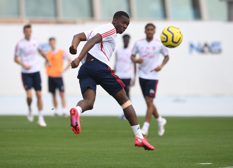 Arsenal train in Dubai