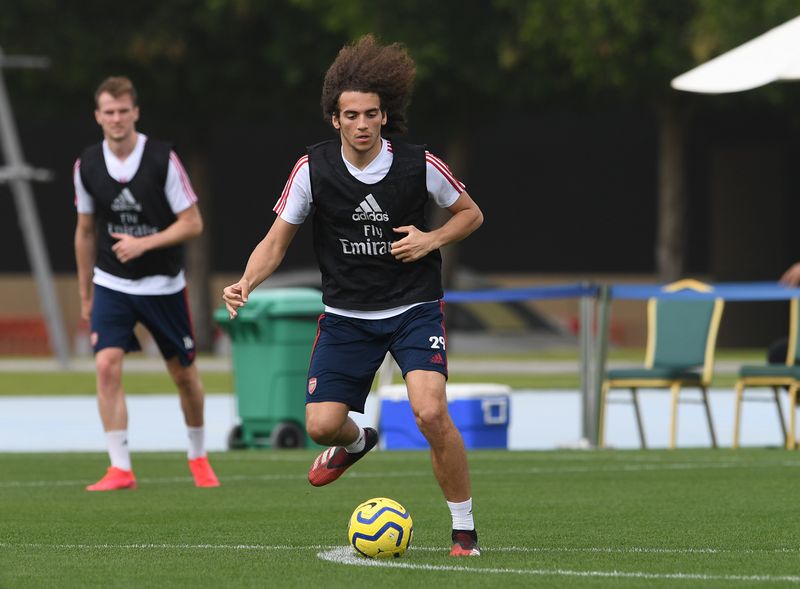 Arsenal train in Dubai