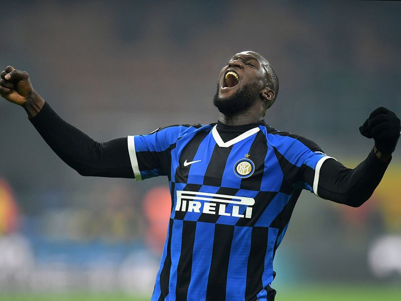 But a Marcelo Brozovic volley and Matias Vecino strike in the space of two minutes saw Inter draw level, before Stefan De Vrij's header put them in front. Antonio Conte's side sealed the win in stoppage time through a Romelu Lukaku header