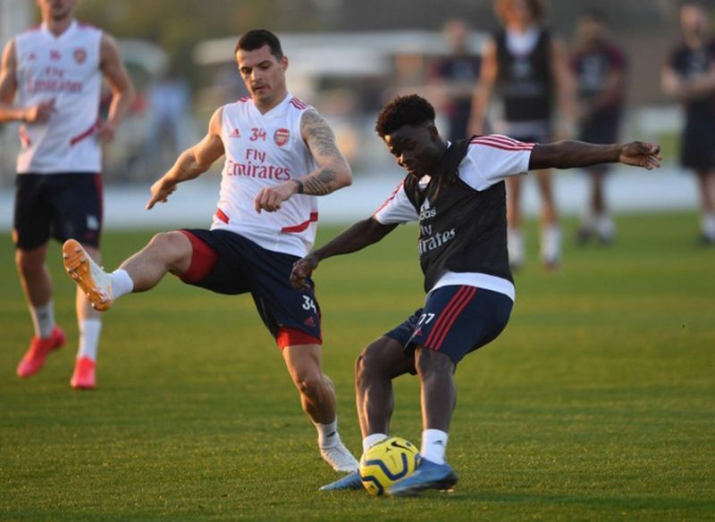 Arsenal players in Dubai