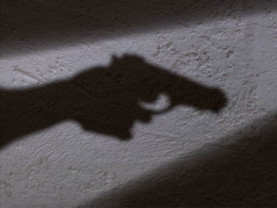 https://imagevars.gulfnews.com/2020/02/12/gun--pistol--shoot--shot-dead_17038a2125d_medium.jpg