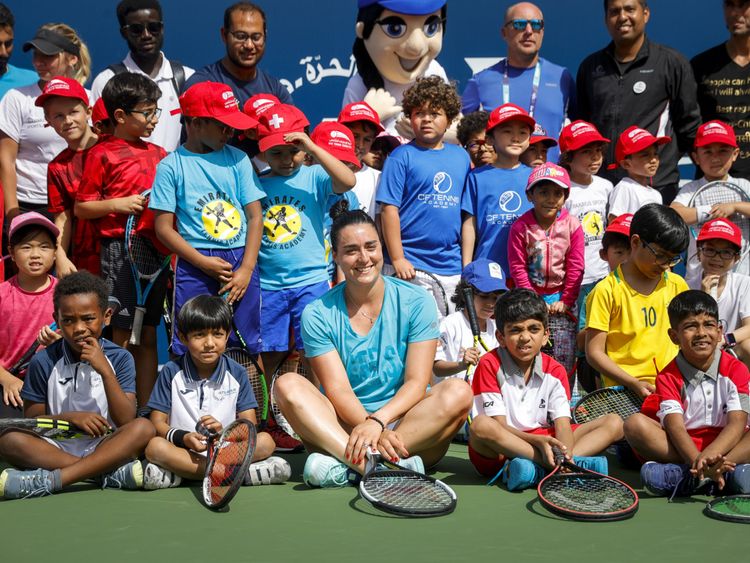 Ons Jabeur at the Tennis Emirates Clinic at Dubai Duty Free Tennis Championships (2)-1582033781725