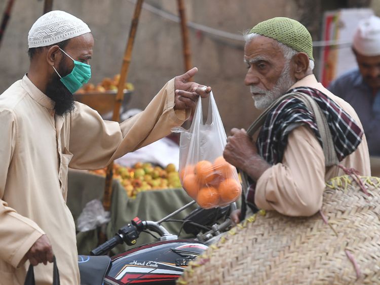 Lahore High Court imposes ban on use of polythene bags