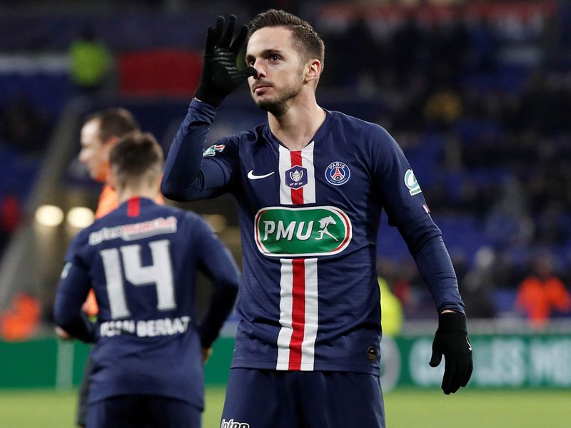 Paris St-Germain defeated Lyon 5-1 in the Fench Cup