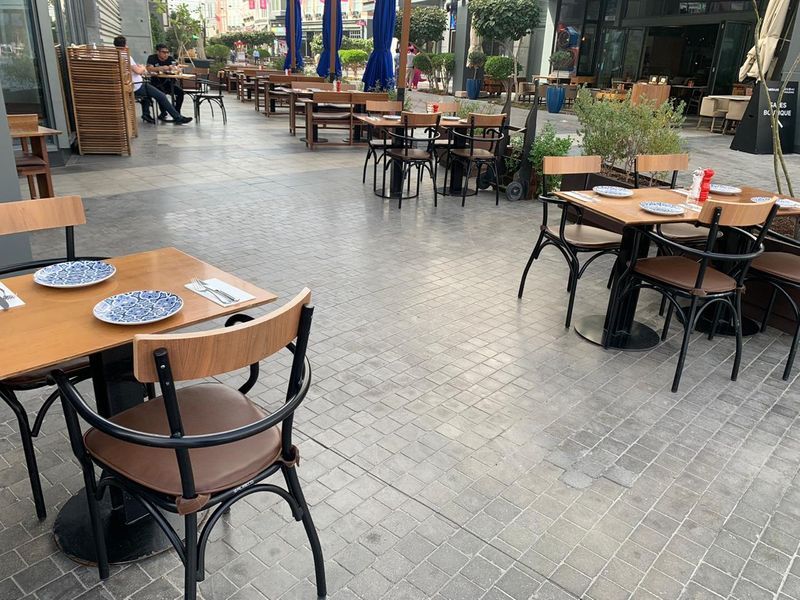 Social distancing restaurants in Dubai