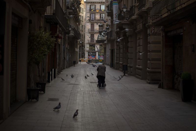 Copy of Virus_Outbreak_Spain_Homeless_Photo_Gallery_30800.jpg-41903~1-1585149890352