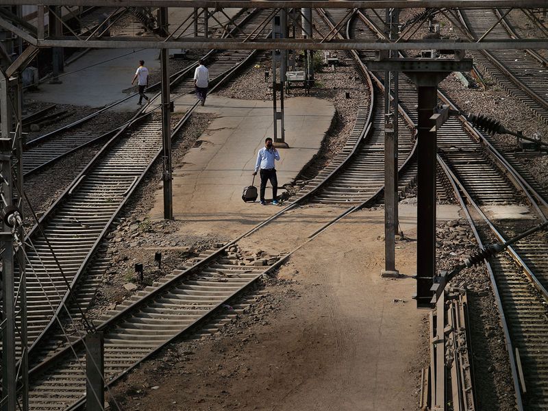 India's railways shut down