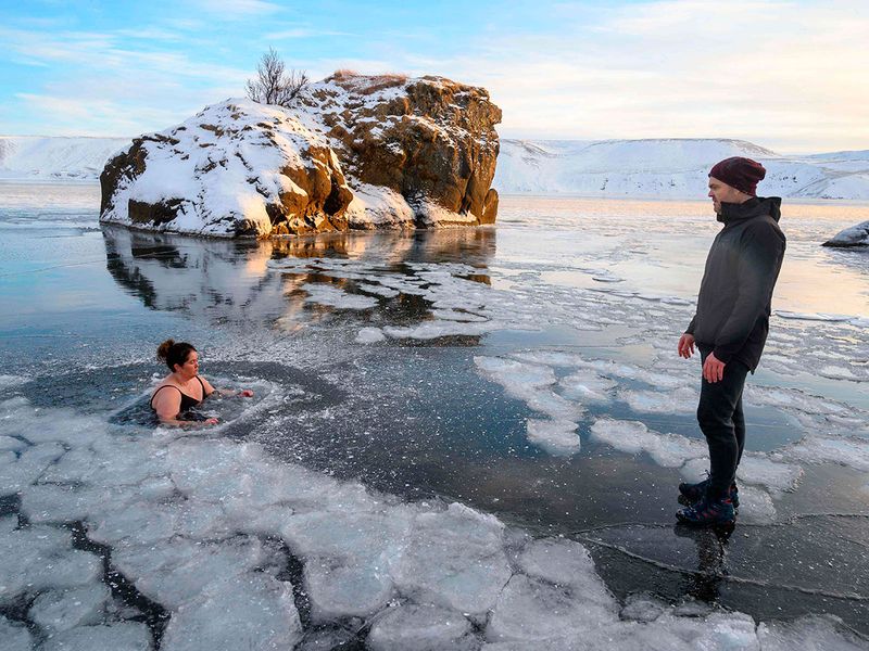 These Icelanders skip the hot springs for ice baths