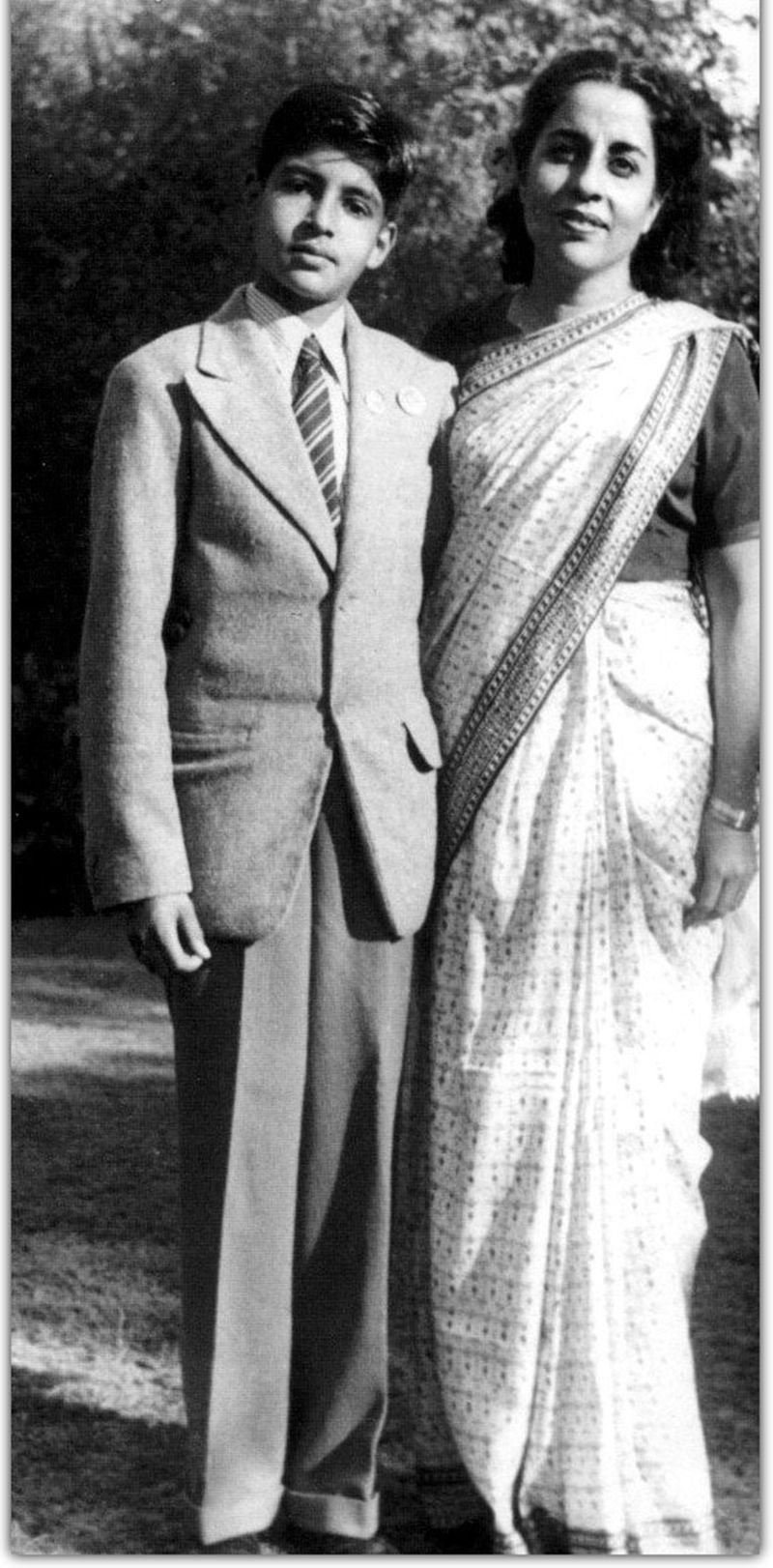 Amitabh and Teji Bachchan