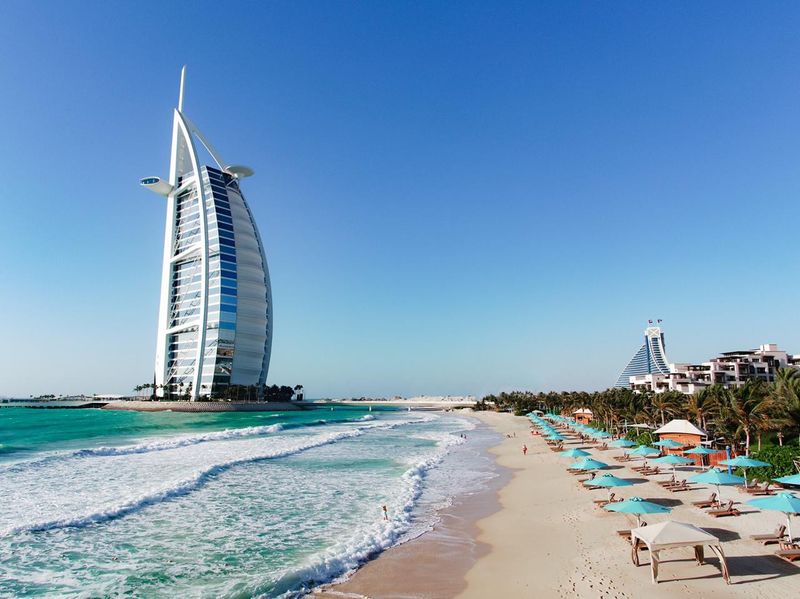 BUS  Dubai iconic hotel Burj Al Arab-1589995978165