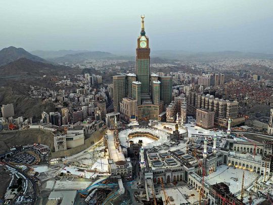 https://imagevars.gulfnews.com/2020/05/24/Saudi-Mecca-clock-_17245bb99a8_medium.jpg