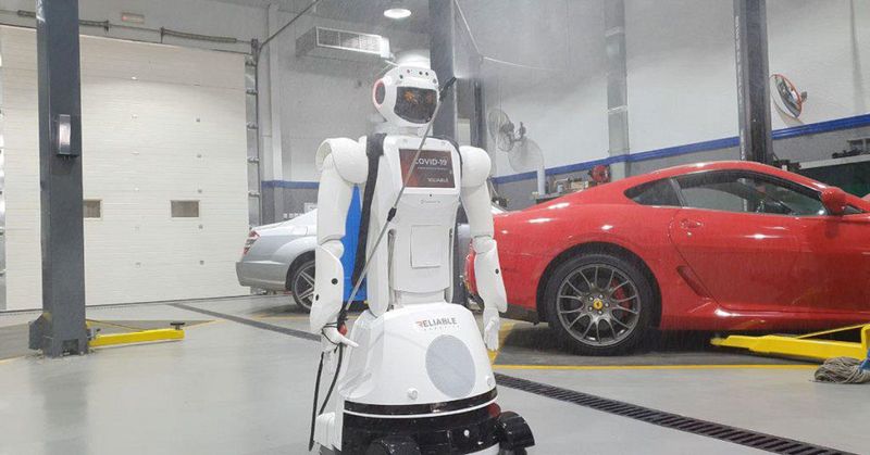 https://imagevars.gulfnews.com/2020/05/25/Disinfection-Robot_1724b075ae0_original-ratio.jpg