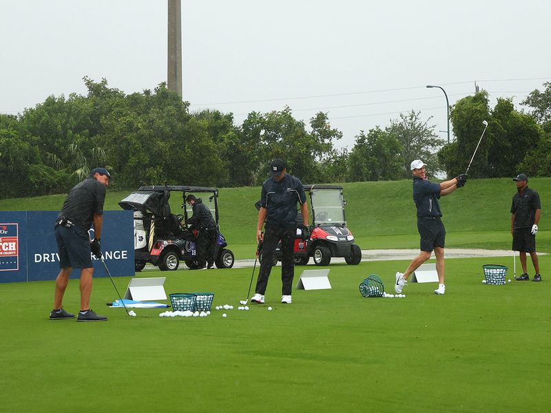 https://imagevars.gulfnews.com/2020/05/25/Tiger-Woods--NFL-stars-Peyton-Manning-and-Tom-Brady--and-Phil-Mickelson-warm-up-for-The-Match--Champions-for-Charity-golf-round-at-the-Medalist-Golf-Club_1724ab6f87f_original-ratio.jpg