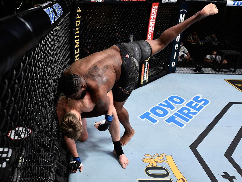 UFC heavyweight contender Curtis Blaydes dominated Alexander Volkov