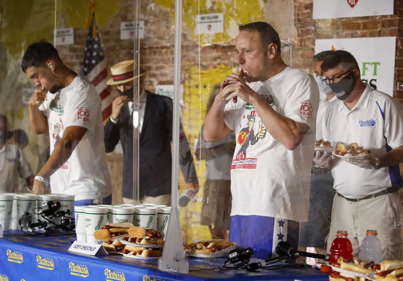 Copy of Hot_Dog_Eating_Contest_62528.jpg-27d60~1-1593947534116